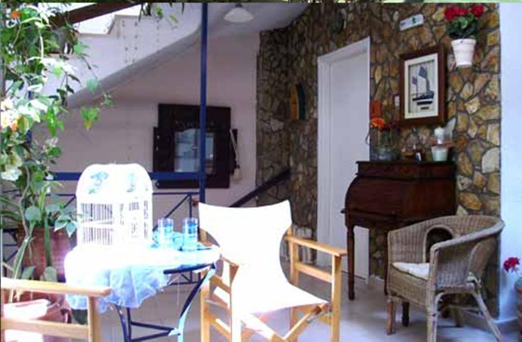 Angelika Otel Agios Andreas  Dış mekan fotoğraf